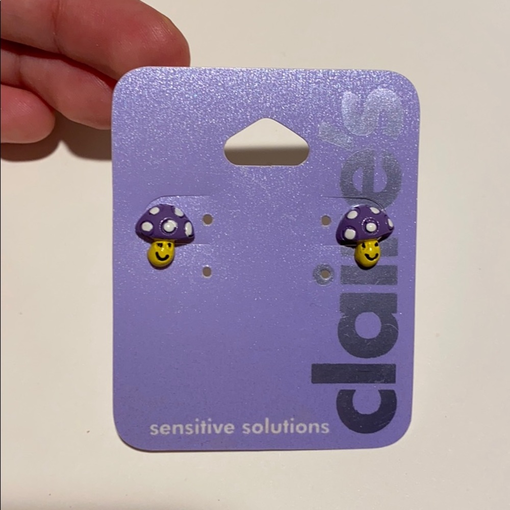 FREE w PURCHASE Mushroom Earrings